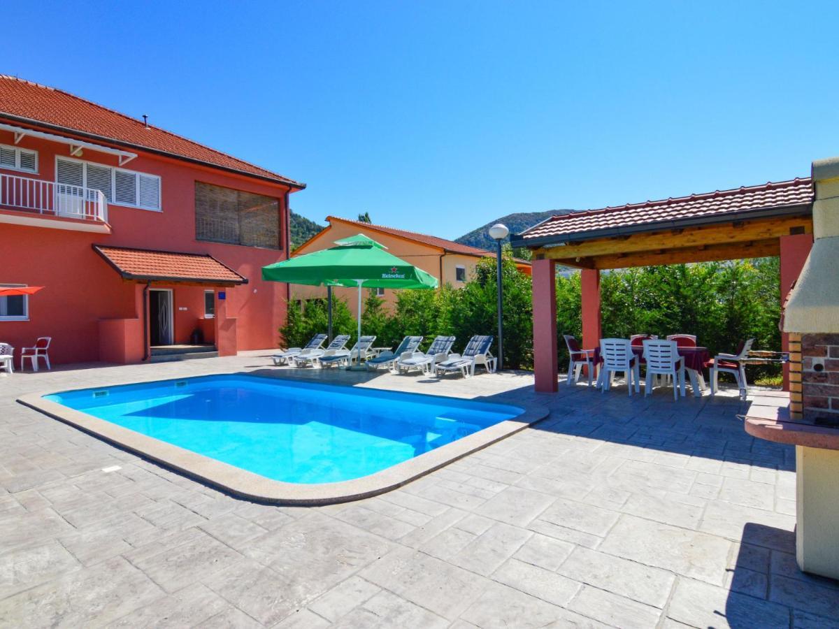 Apartamento Baba Nevenka - Mka526 By Interhome *
